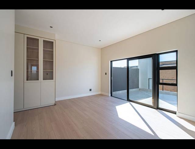 4 BEDROOM HOUSE FOR SALE IN FOUNTAINBROOK ESTATE